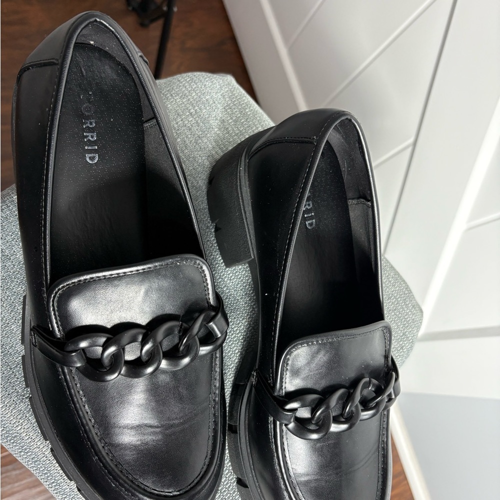 Torrid Chunky Platform Log Sole Penny Loafers Black Faux Leather Size 12WW - Picture 7 of 8